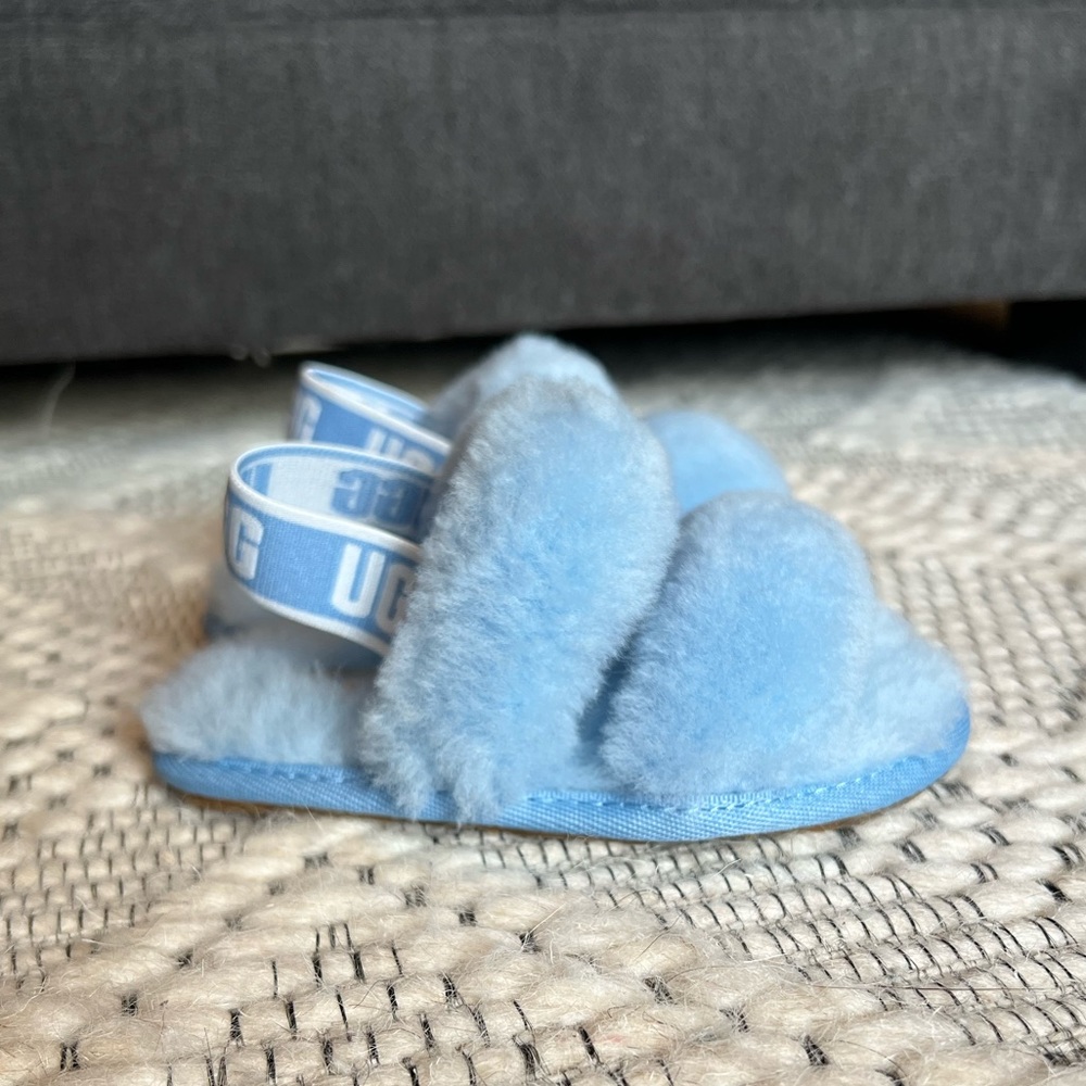 UGG Girls' Oh Yeah Fur Slippers